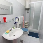 Lora Апартаменты Ровинь