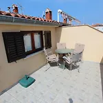 Lora * Ровинь