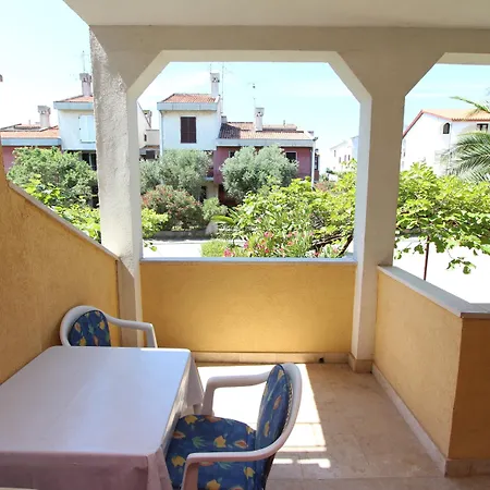 Διαμέρισμα Lora *