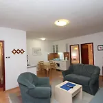 Lora * Rovinj