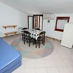 Apartment Lora