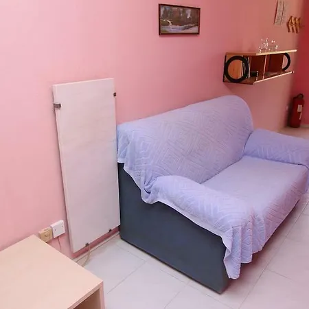 Apartman Lora *