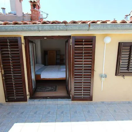 Lora Rovinj